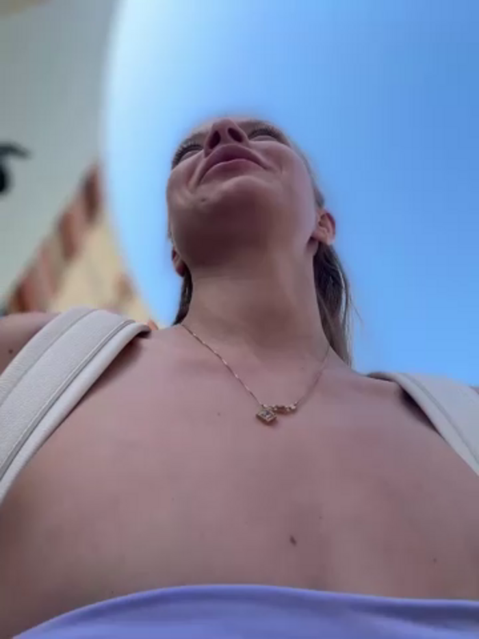 AnastasiaAniess