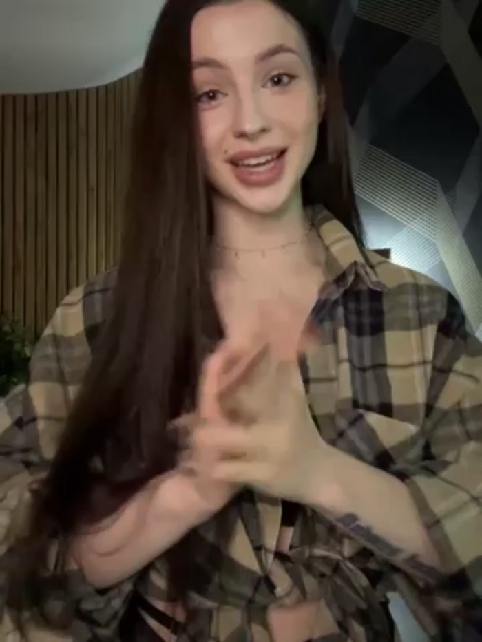Camilla_Railian