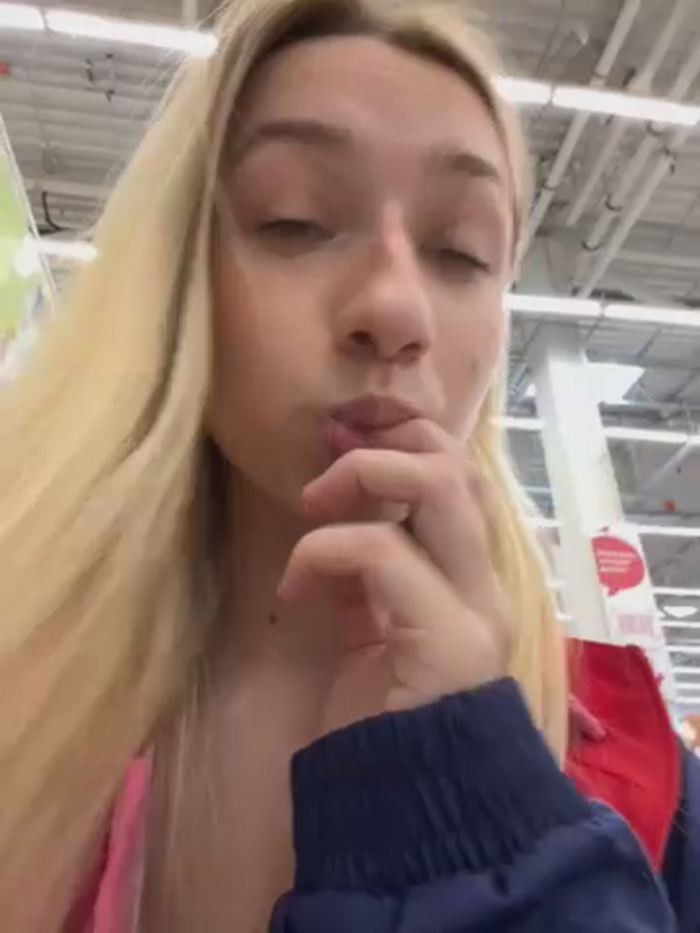 Lia__Love