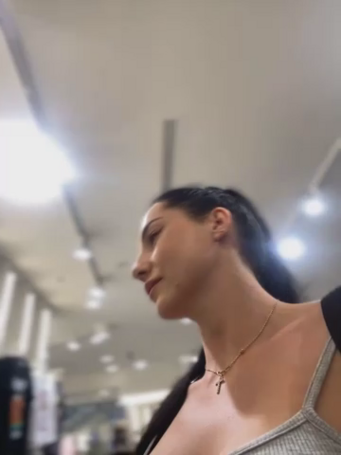 Roxana-Sexy