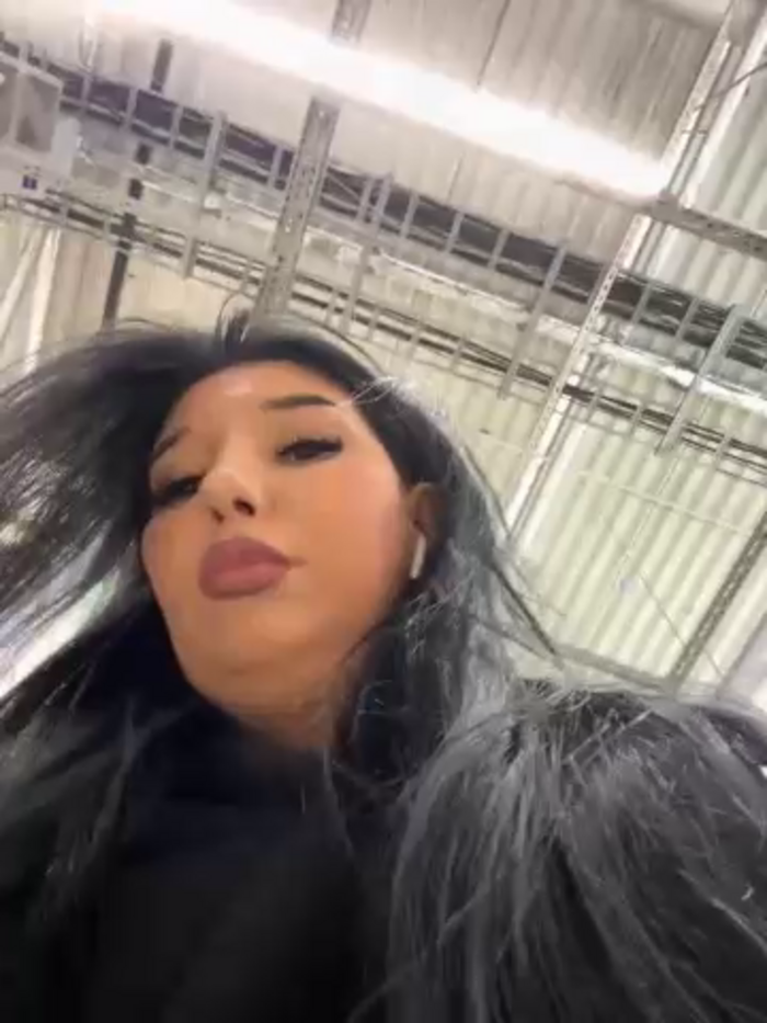 Tisha_Busty