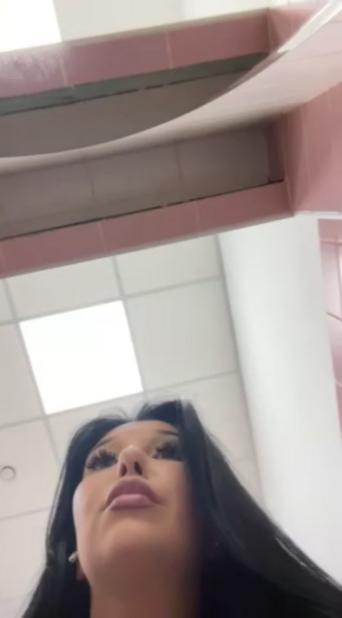 Tisha_Busty