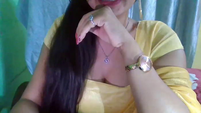 Yashika_Love1