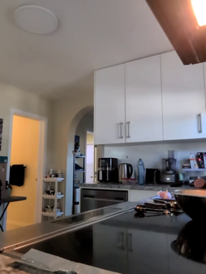 Canadian_BBW