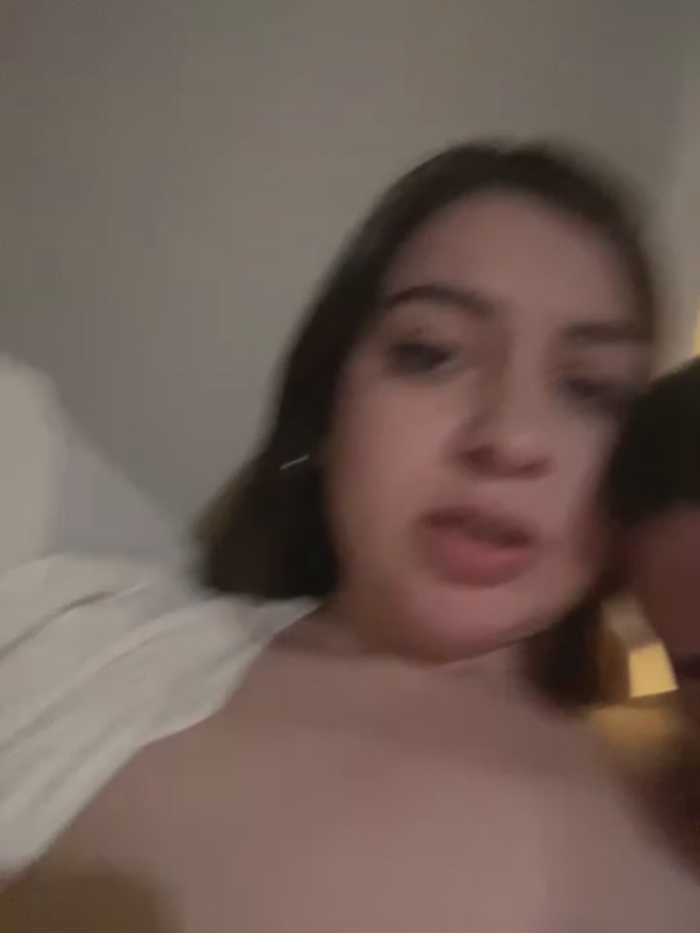EllyBigTits