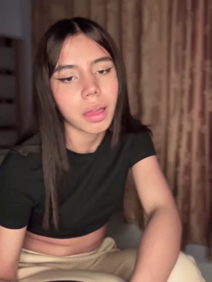 Laura-Khalifa