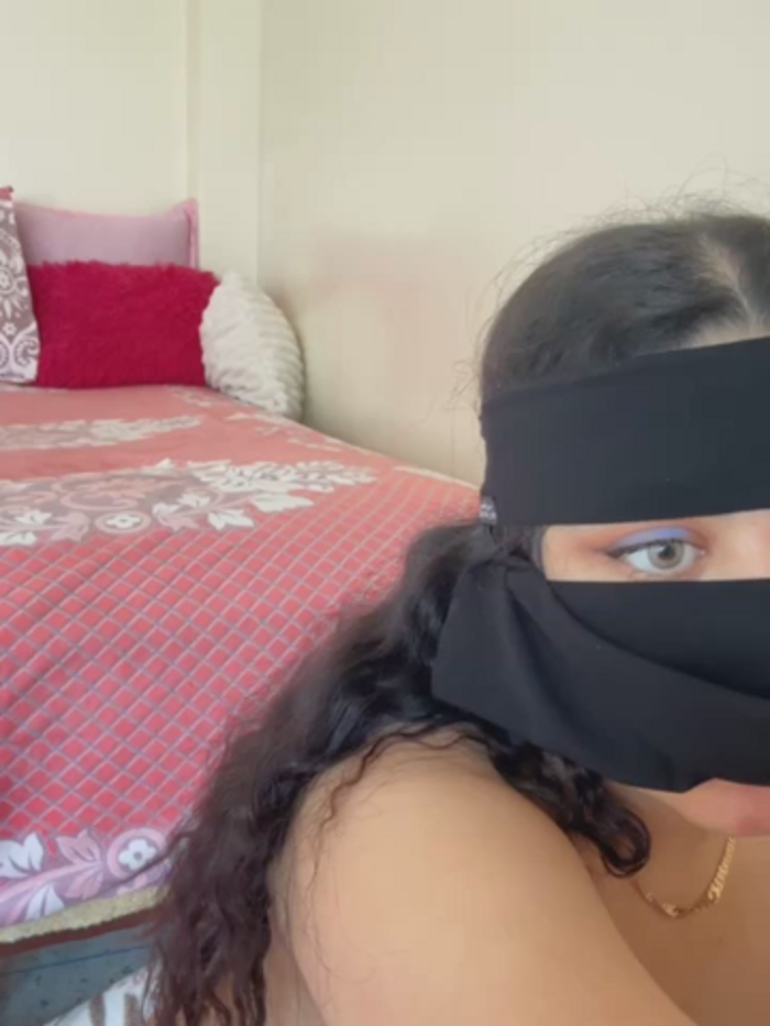 Alexa_monica
