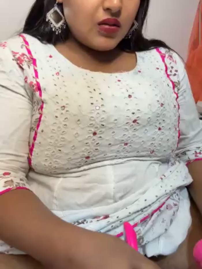 Ayesha_mahi