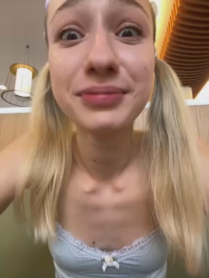 Lia__Love