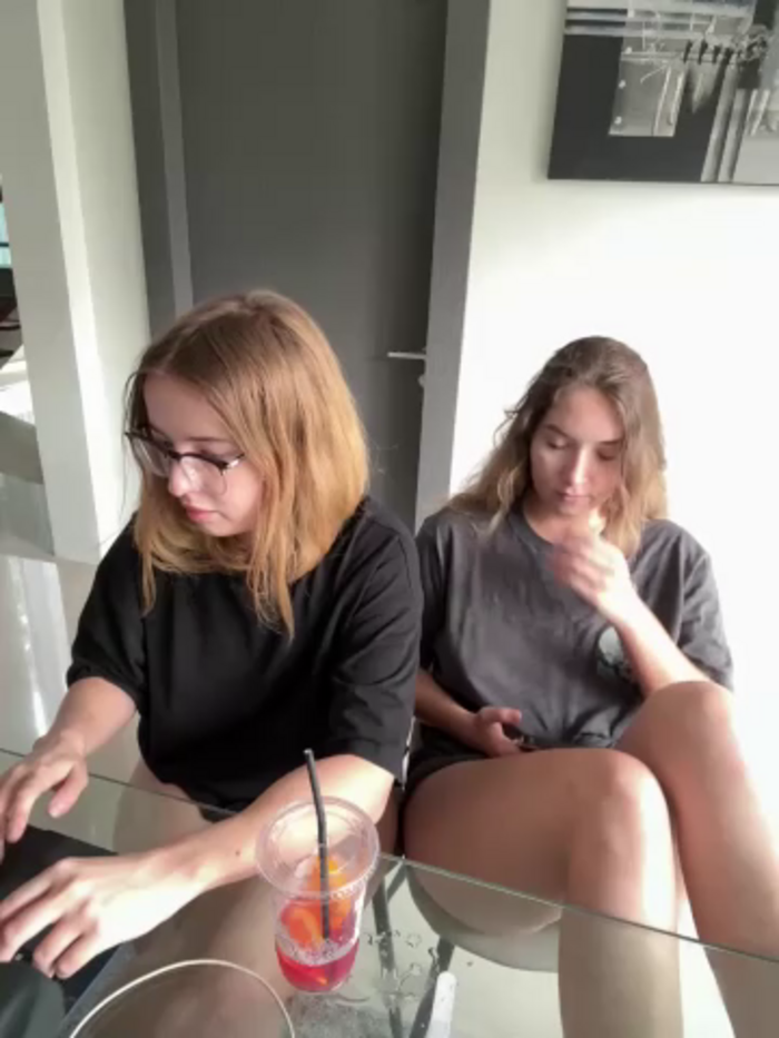 Nura_n_Sarah