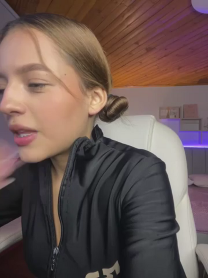 Sofia18_pinkk