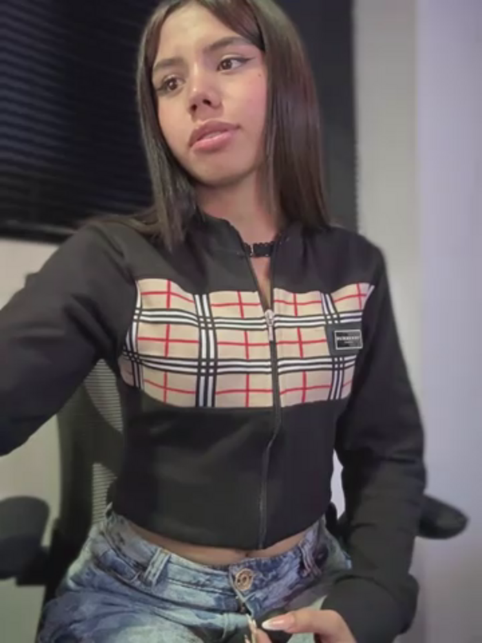Laura-Khalifa