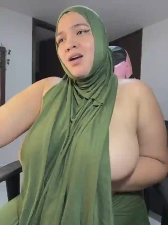 2025/05/04/stripchat-sweetmuslim01-02-23-14