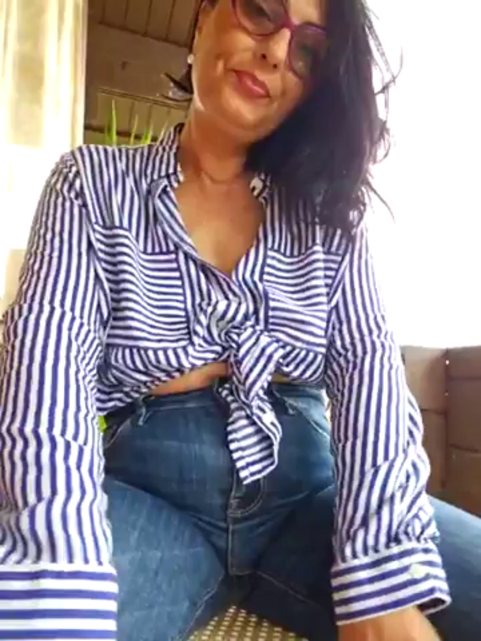 Seductive_Mora249