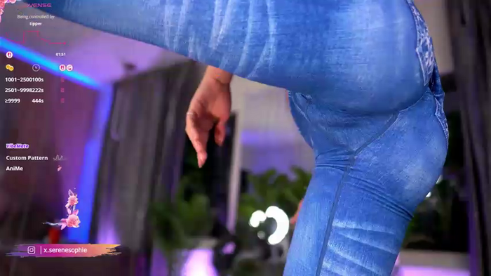 Serene_Sophiex