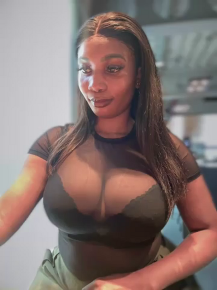 __Nessa__