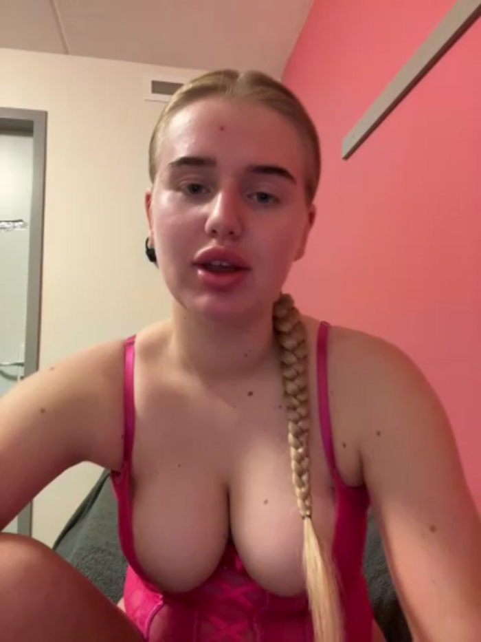yourhornyslut