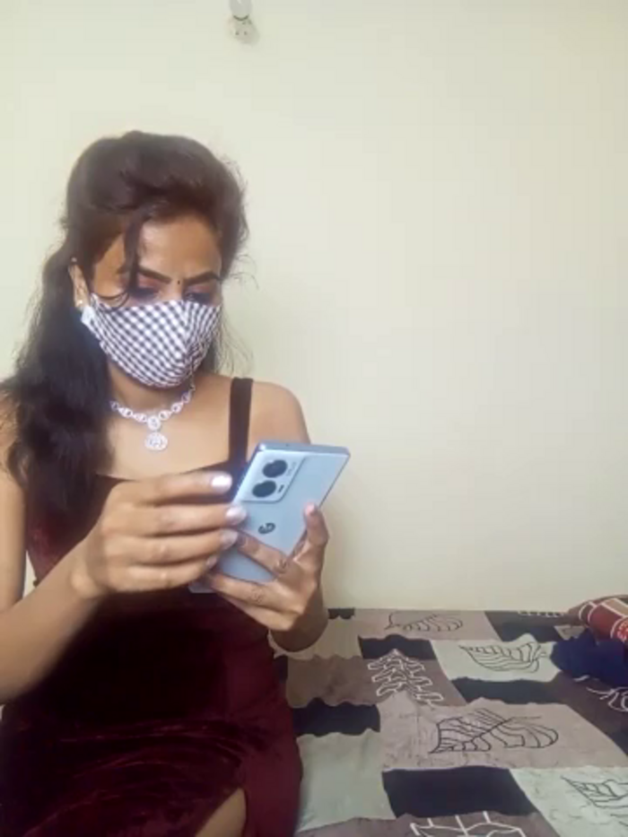 Indian_wife_sister