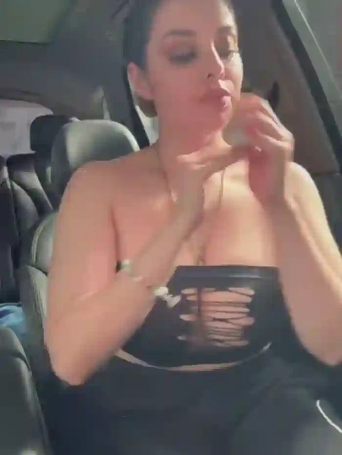 2025/05/05/stripchat-alirawrz-20-33-31