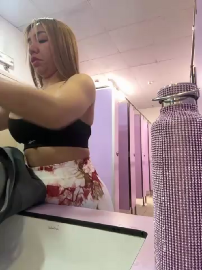 Alyssa_76