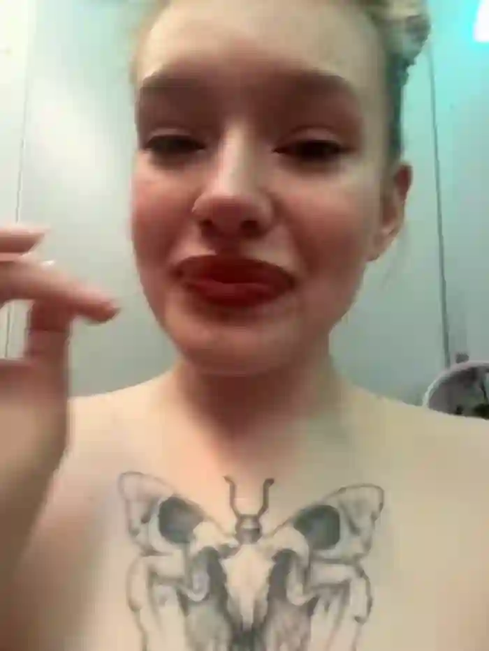 2025/05/05/stripchat-honey___hot-13-42-48
