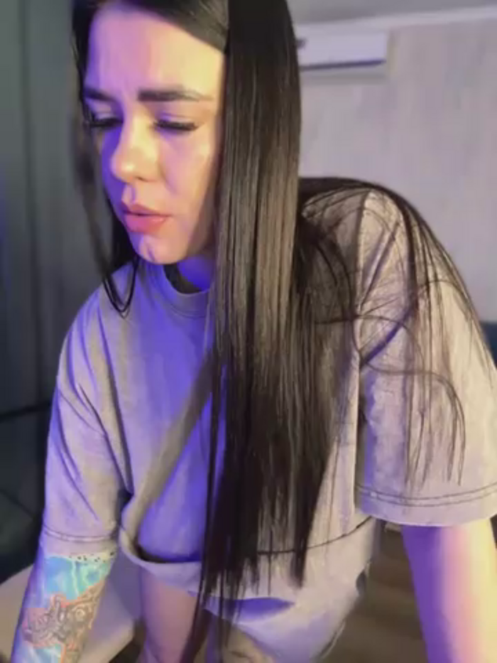 HugeBoobs-