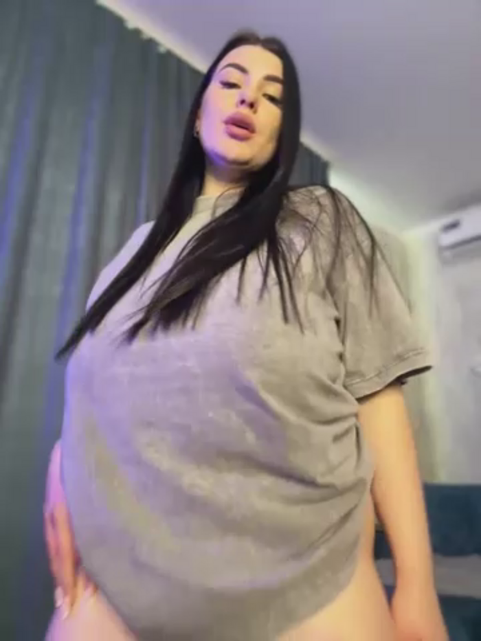 HugeBoobs-