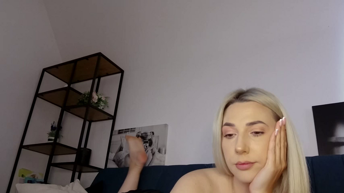 KhloeK