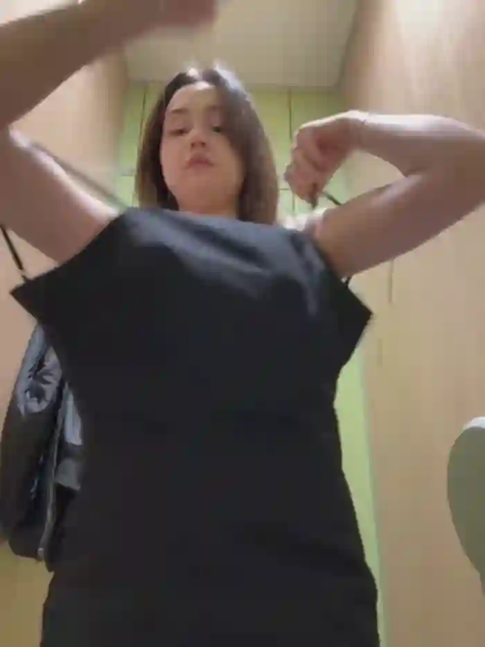 2025/05/05/stripchat-peachy_dream-17-47-32