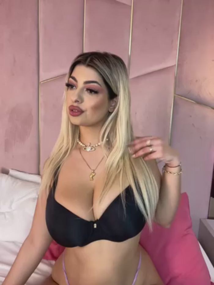YaraMoon_