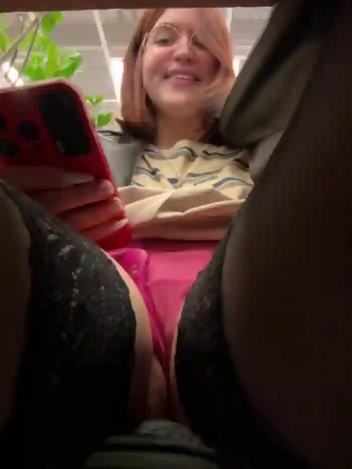 2025/05/05/stripchat-meow_girl-11-18-14