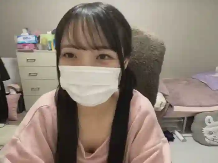 2025/05/05/stripchat-napi_05-11-20-50