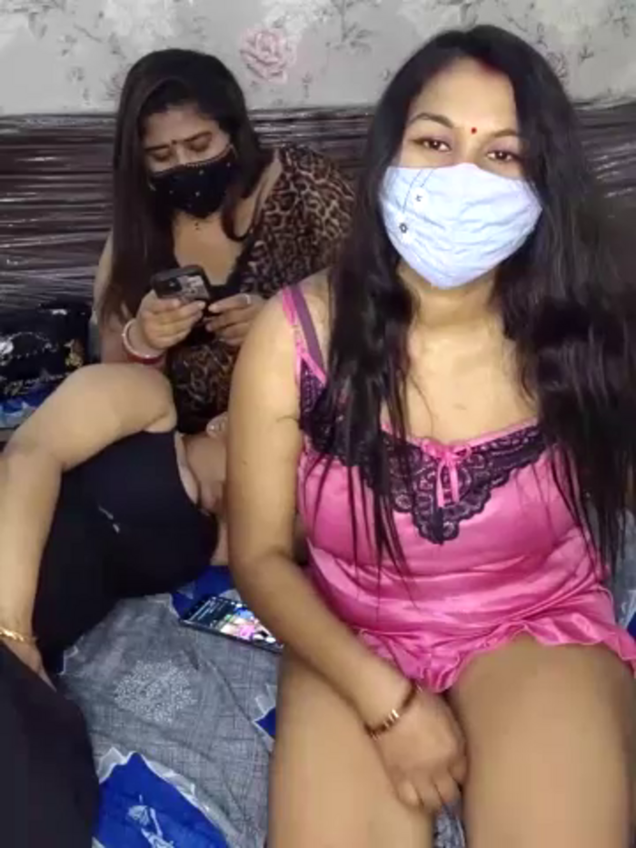 Indian_hotmilfs