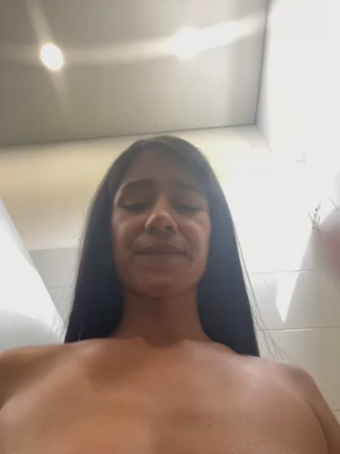 Juliana_Xander
