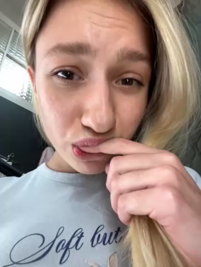 Lia__Love
