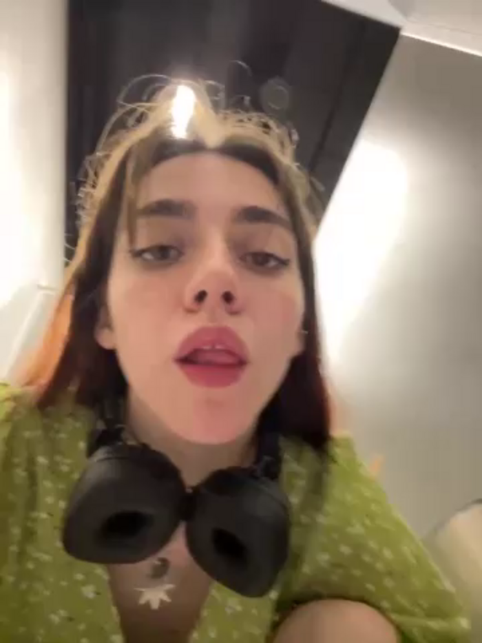 Lily__Belle