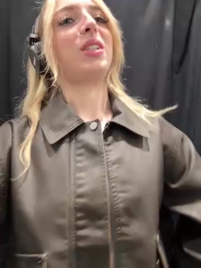 LoraaDoll