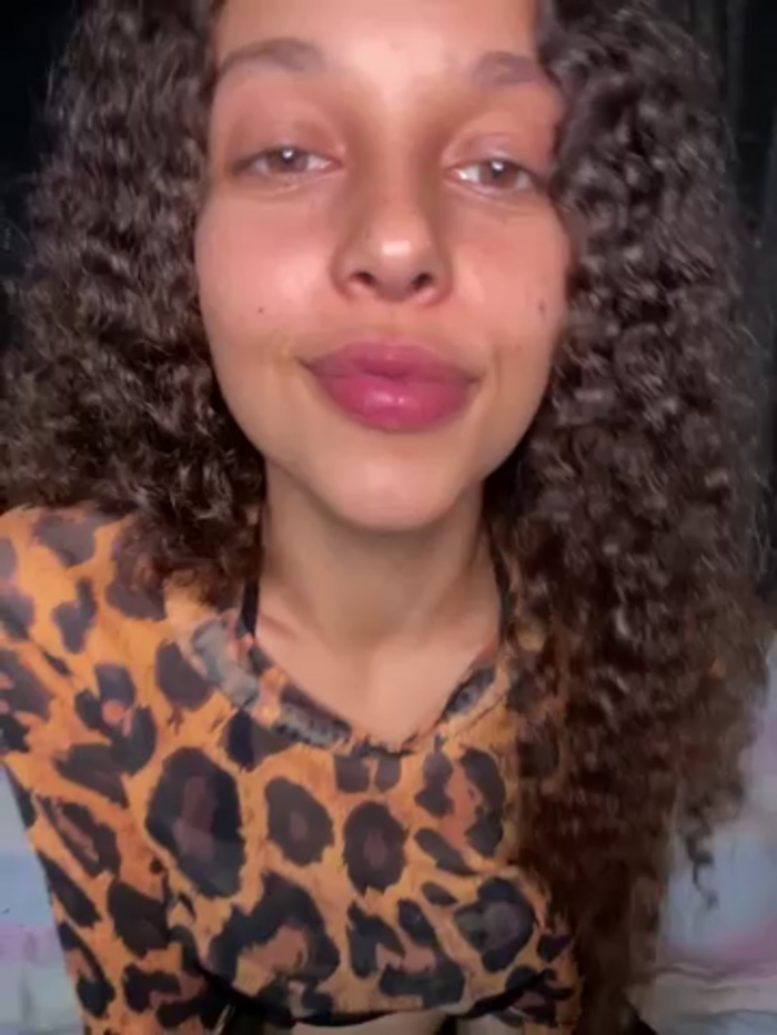 Rati_Curly
