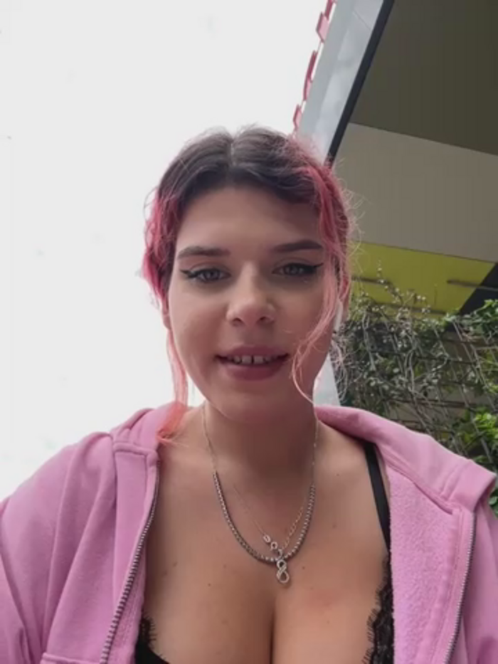 RiriRoseey