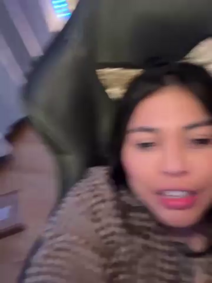 miacanela_xo