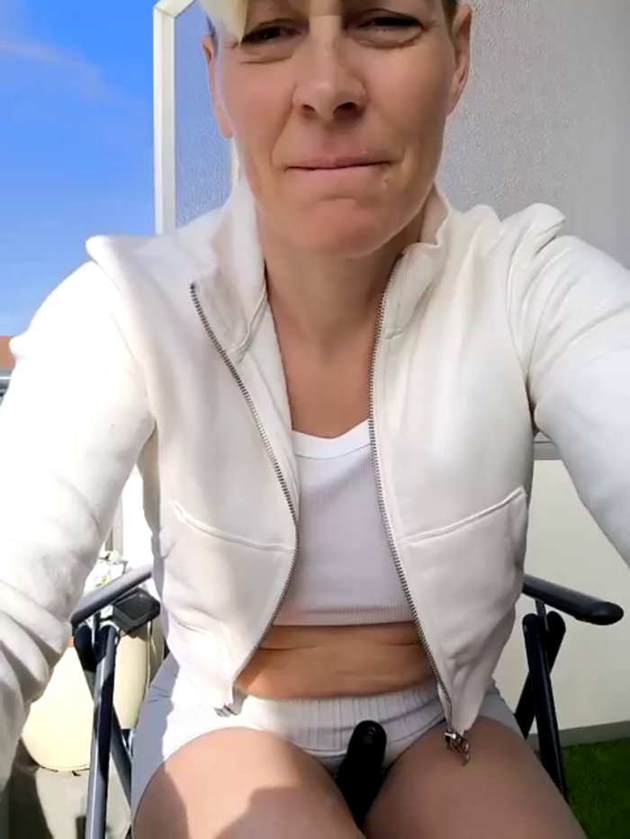 DarleenHot