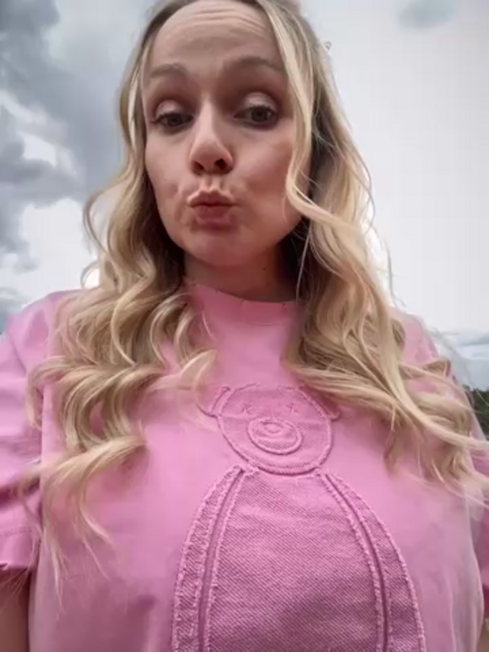Bondgirl_013