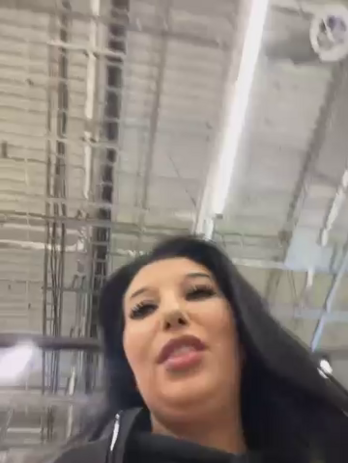 Tisha_Busty