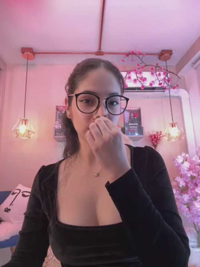 Zoe_Bae