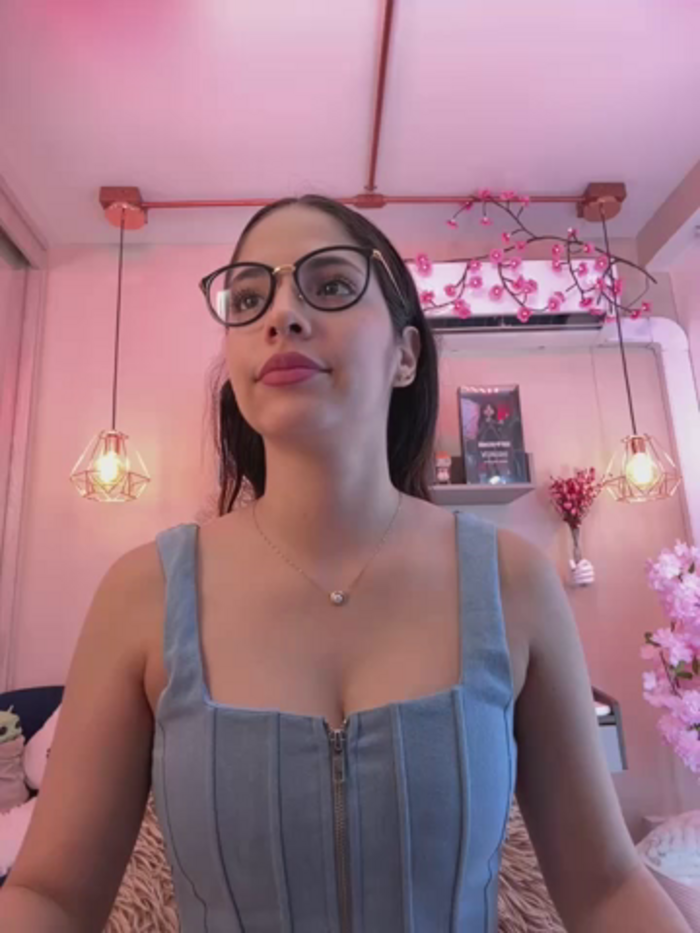 Zoe_Bae