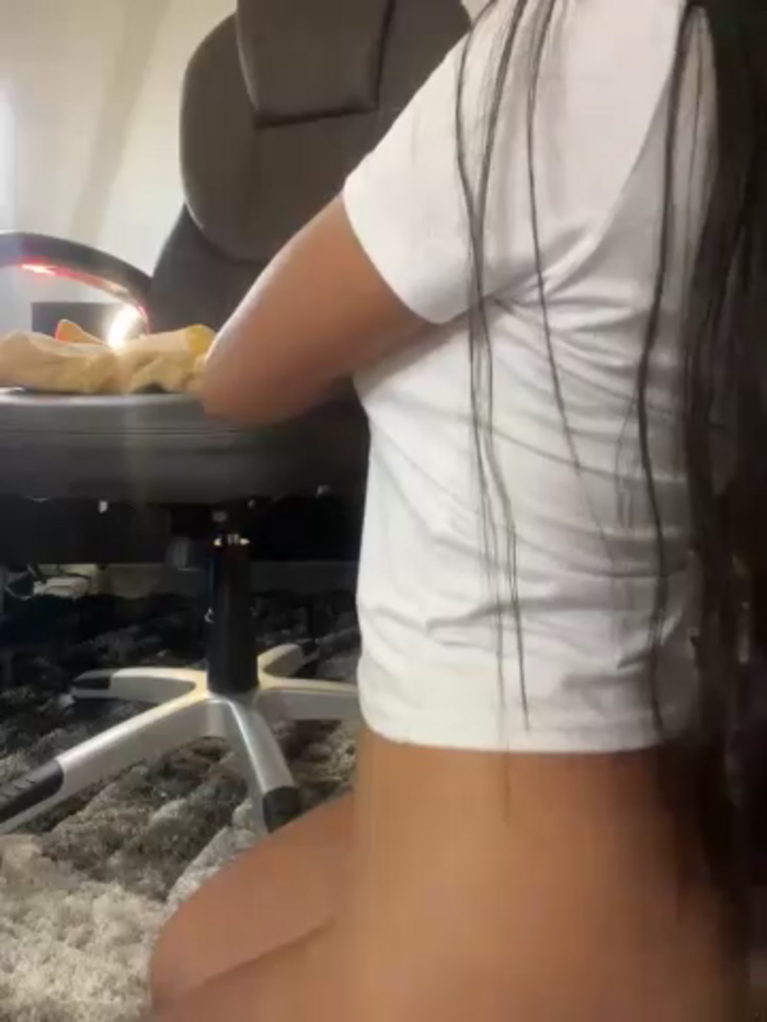 aly_golden_