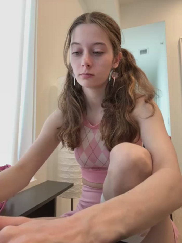 x_peachy_squirter_x