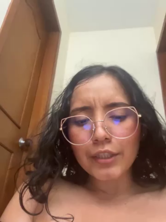 Kay_LustyWife