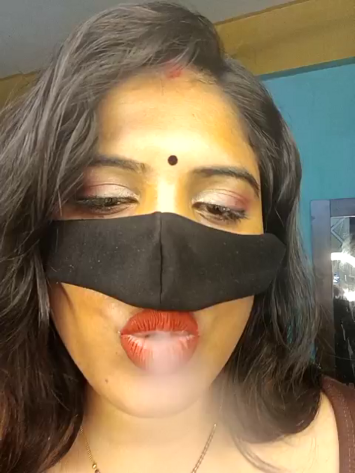 V-hot-sweet