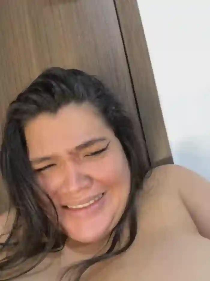 2025/05/08/stripchat-sweetmuslim01-02-09-23